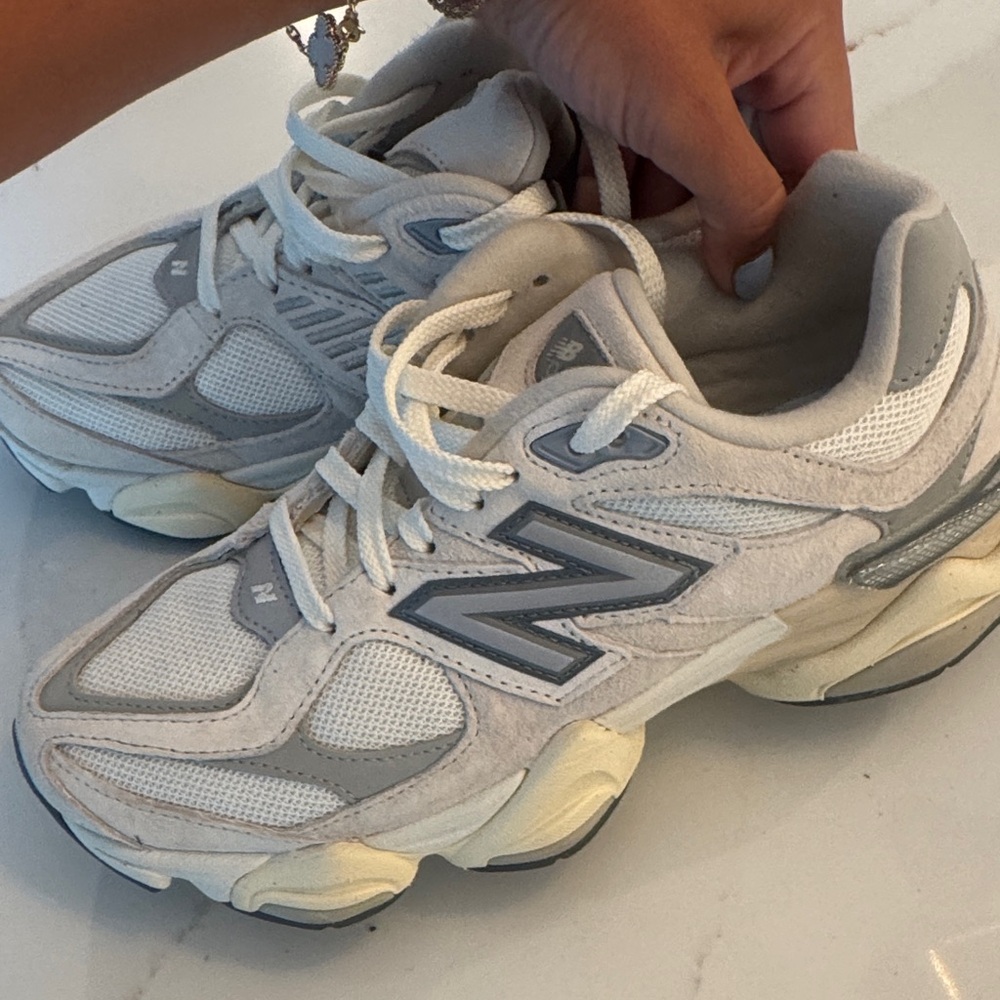 New Balance Women's Beige and Gray Sneakers - Picture 3 of 3